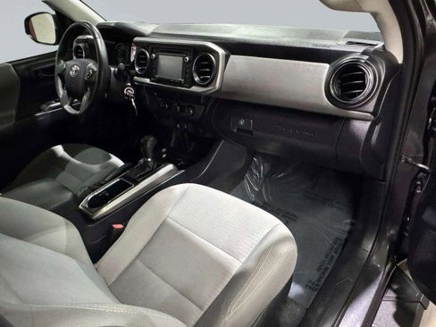 Used 2019 Toyota Tacoma SR5 image 71