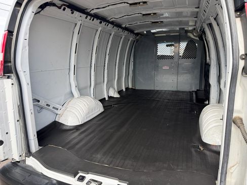 Used 2020 Chevrolet Express 2500 Extended w/ Communications Package image 23