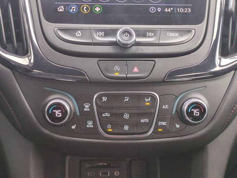 Used 2024 Chevrolet Equinox RS w/ RS Leather Package image 29