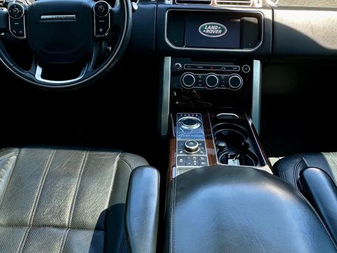Used 2014 Land Rover Range Rover HSE image 9