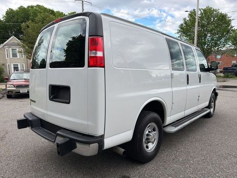 Used 2024 Chevrolet Express 2500 w/ Driver Convenience Package RWD image 6