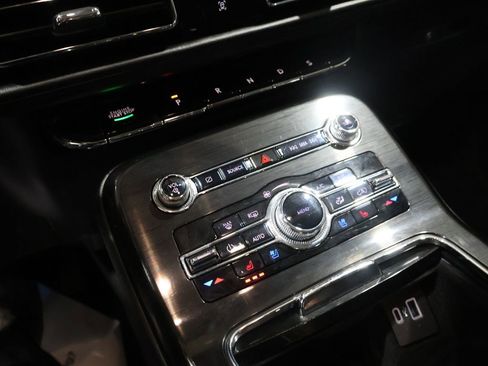 Used 2023 Lincoln Nautilus Reserve w/ Equipment Group 201A image 30