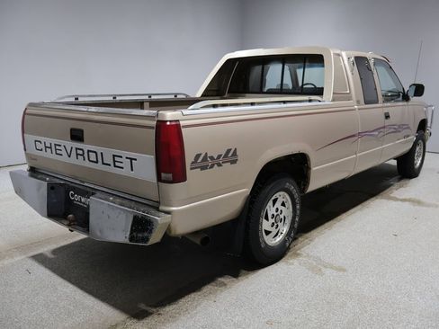 Used 1989 Chevrolet Silverado 1500 4x4 Extended Cab image 2