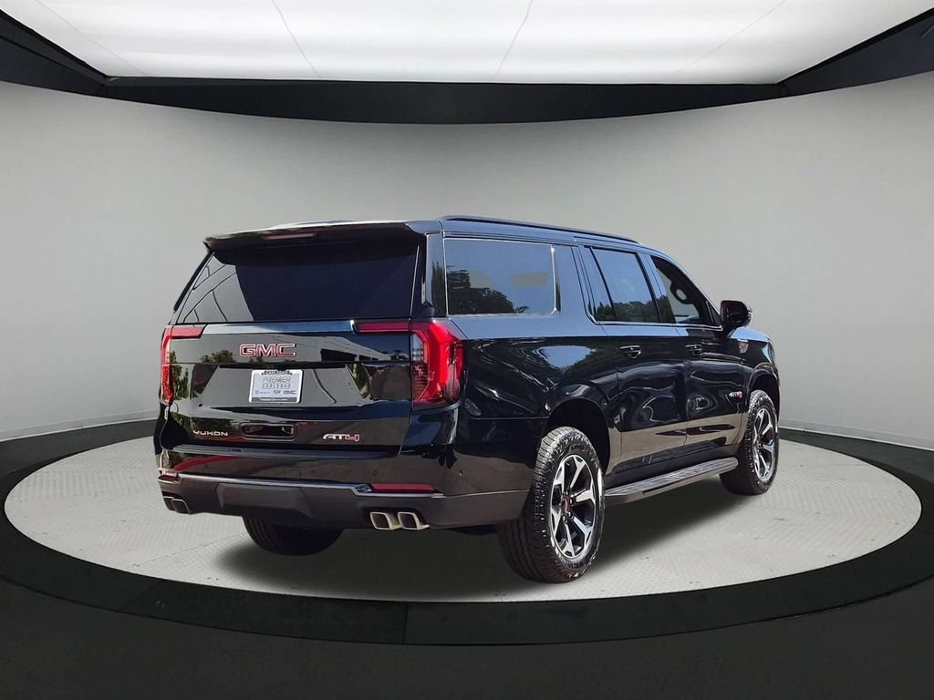 New 2026 GMC Yukon XL AT4 AWD/4WD image 5
