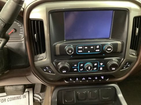 Used 2016 Chevrolet Silverado 2500 High Country w/ Duramax Plus Package AWD/4WD image 18