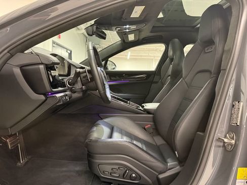 Certified 2025 Porsche Panamera GTS AWD/4WD image 5