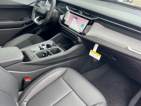 New 2026 Jeep Cherokee Limited AWD/4WD image 15
