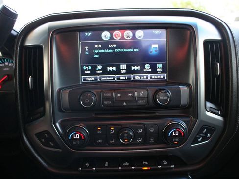 Used 2017 Chevrolet Silverado 1500 LTZ Z71 w/ Redline Edition AWD/4WD image 20