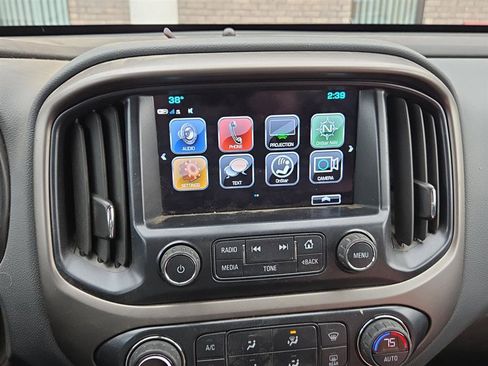 Used 2018 Chevrolet Colorado Z71 image 4