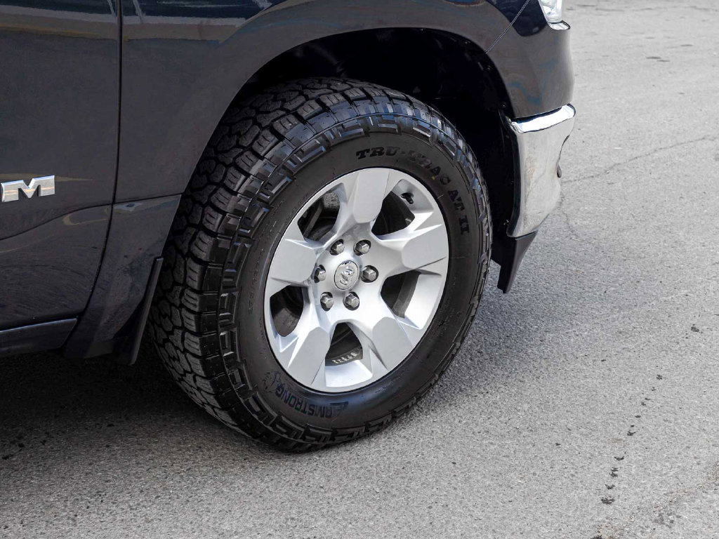Used 2019 RAM 1500 Big Horn AWD/4WD image 7