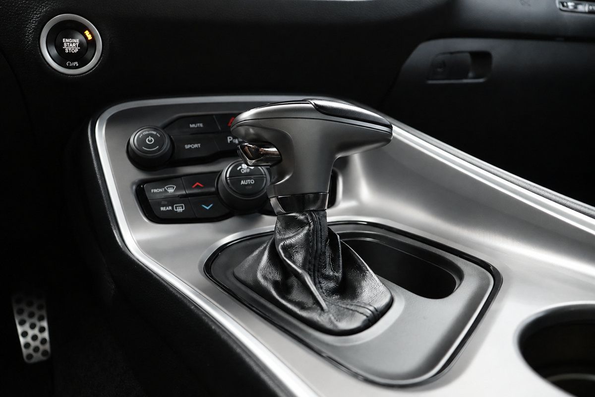 Used 2022 Dodge Challenger R/T RWD image 34