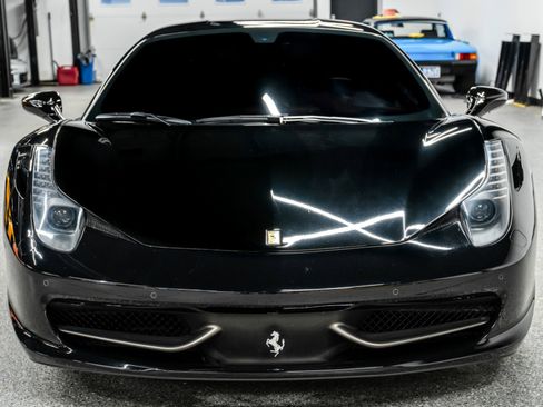 Used 2012 Ferrari 458 Italia Coupe image 4