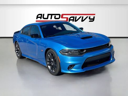 Used 2023 Dodge Charger Scat Pack w/ Navigation & Travel Group RWD image 1
