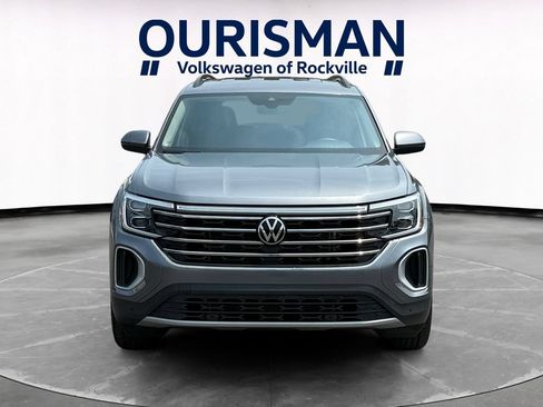 Used 2025 Volkswagen Atlas SE FWD image 8