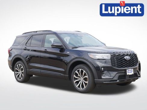 New 2026 Ford Explorer ST-Line AWD/4WD image 1