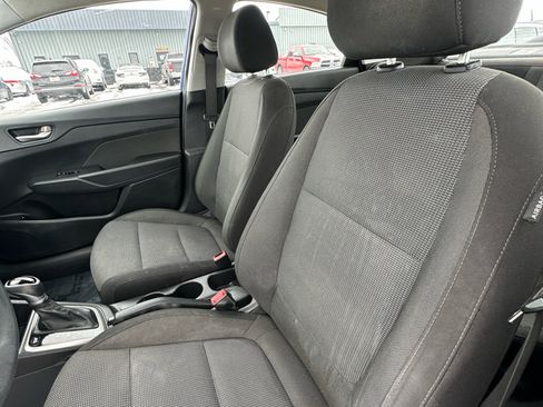 Used 2019 Hyundai Accent SE image 17