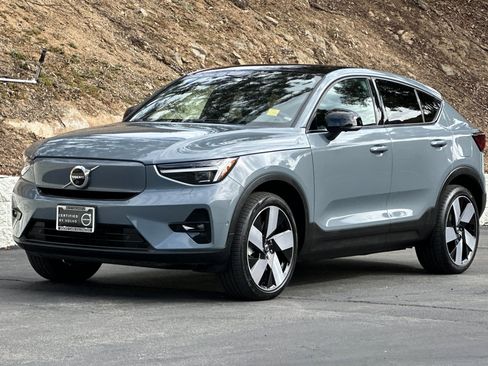 Certified 2023 Volvo C40 P8 Recharge Ultimate image 9