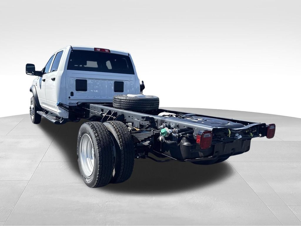 New 2026 RAM 5500 Tradesman w/ Chrome Appearance Group AWD/4WD image 5