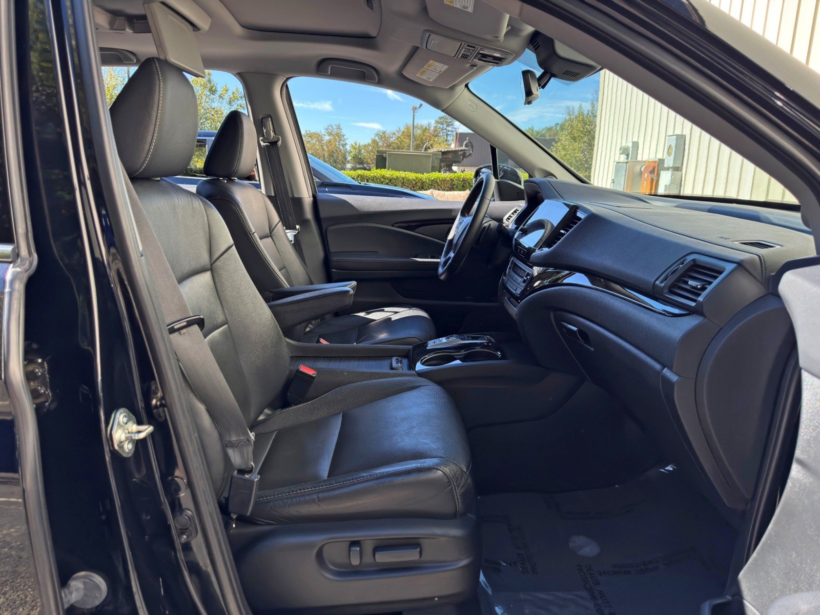 Used 2020 Honda Pilot Touring image 15