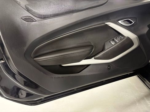 Used 2023 Chevrolet Camaro LT image 20