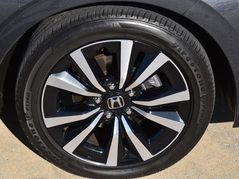 Used 2022 Honda Civic EX image 11