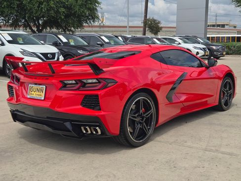 Used 2022 Chevrolet Corvette Stingray Premium Cpe w/ 3LT RWD image 3