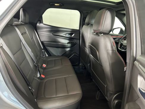 Used 2024 Chevrolet TrailBlazer RS w/ Convenience Package AWD/4WD image 27