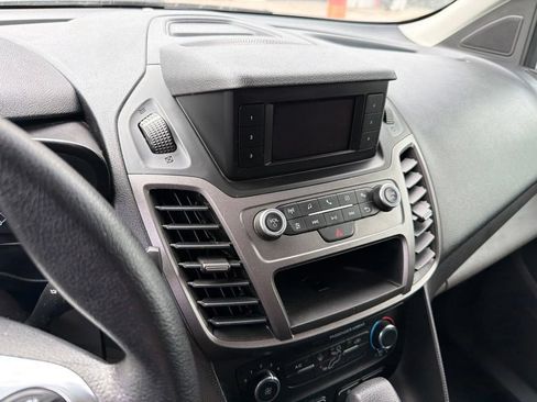 Used 2020 Ford Transit Connect XL FWD image 14