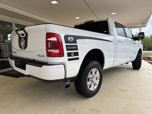 Used 2024 RAM 2500 Laramie AWD/4WD image 8
