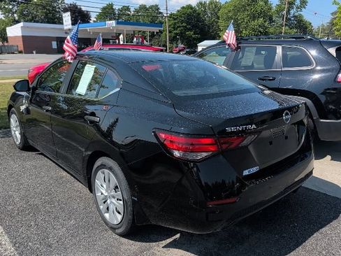 Used 2024 Nissan Sentra S FWD image 6