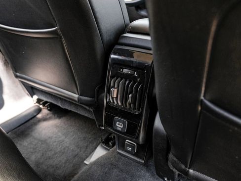 Used 2022 Jeep Compass Limited image 46