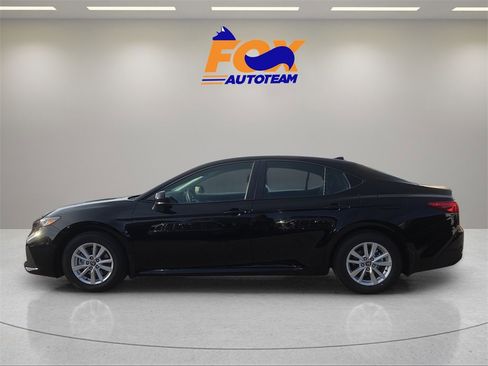 New 2026 Toyota Camry LE image 2