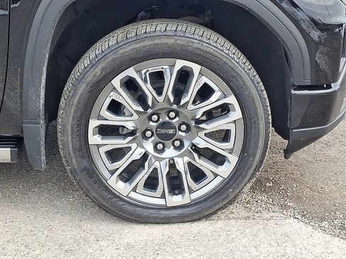 Used 2023 GMC Sierra 1500 Denali Ultimate image 12