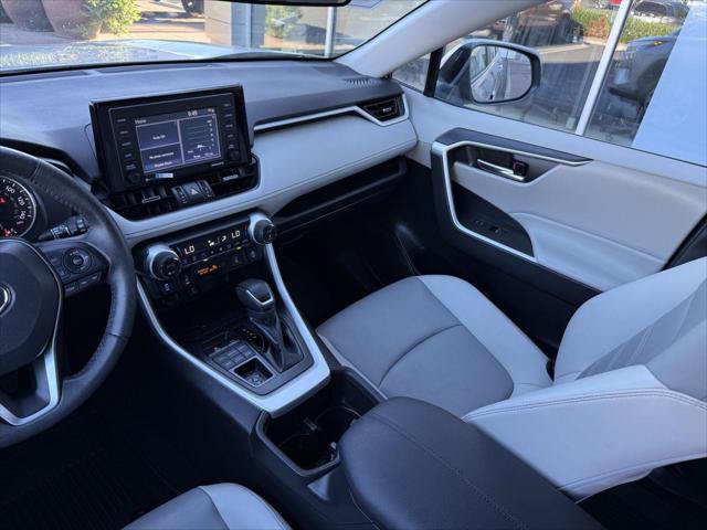Certified 2022 Toyota RAV4 XLE Premium AWD/4WD image 21