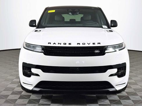 New 2026 Land Rover Range Rover Sport Dynamic SE image 2
