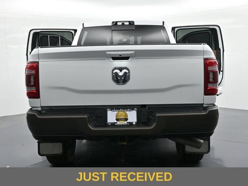 Used 2024 RAM 2500 Limited w/ Towing Technology Group AWD/4WD image 40