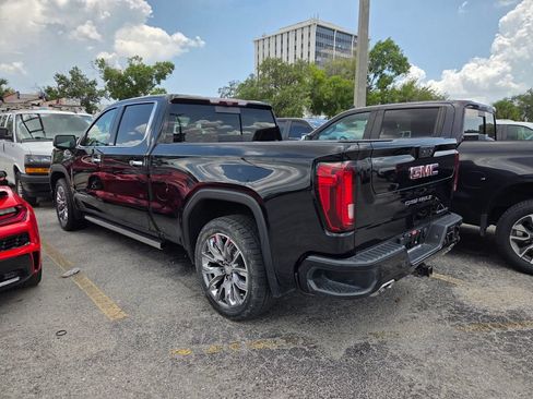 Used 2023 GMC Sierra 1500 Denali w/ Denali Reserve Package AWD/4WD image 8