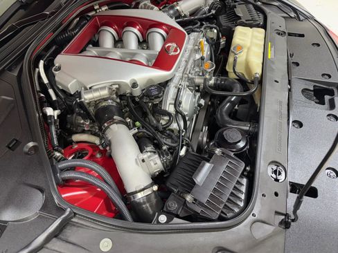 Used 2019 Nissan GT-R Premium w/ Premium Interior Package image 52