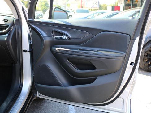 Used 2019 Buick Encore Preferred AWD/4WD image 38