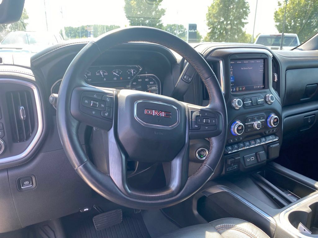 Used 2022 GMC Sierra 2500 AT4 w/ AT4 Preferred Package AWD/4WD image 15