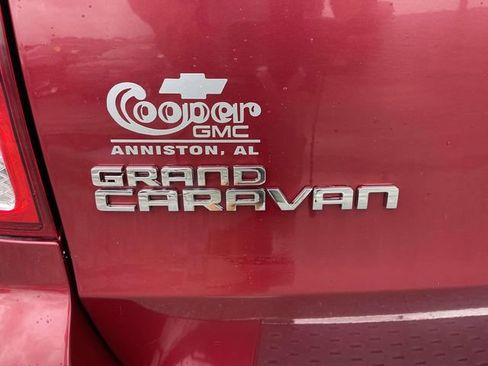 Used 2014 Dodge Grand Caravan SXT FWD image 9
