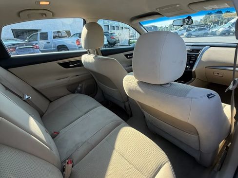 Used 2014 Nissan Altima 2.5 S w/ Sport Value Package FWD image 34