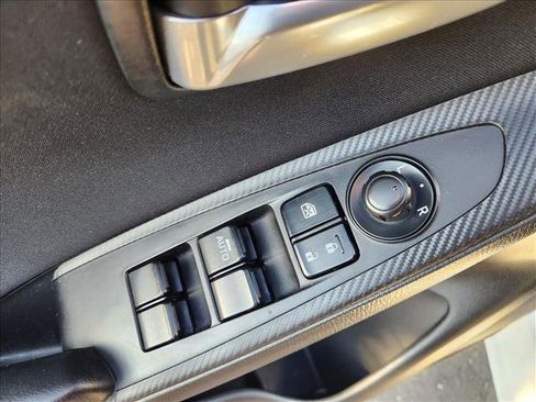 Used 2017 Toyota Yaris iA image 25