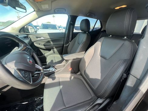 Used 2025 Buick Encore GX Preferred image 36