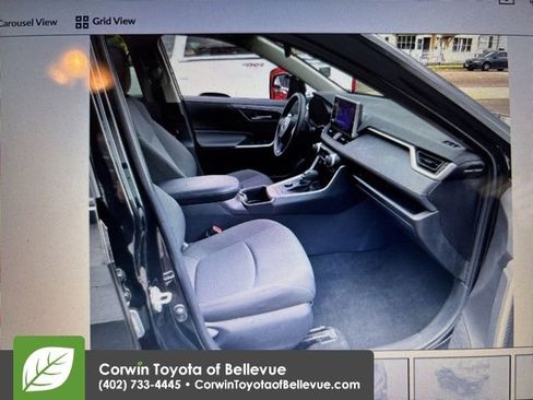 Used 2025 Toyota RAV4 XLE AWD/4WD image 10