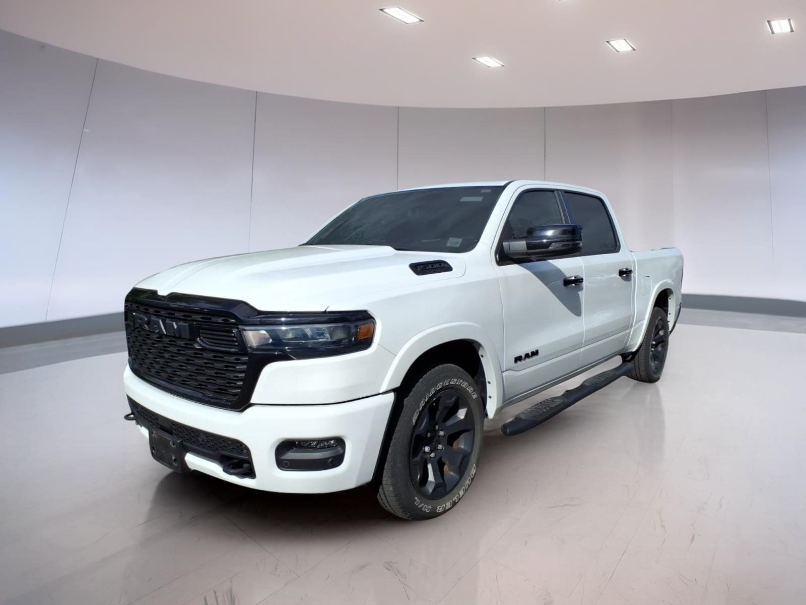 Used 2025 RAM 1500 Big Horn AWD/4WD image 2