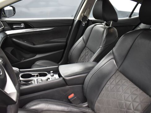 Used 2016 Nissan Maxima SR FWD image 10