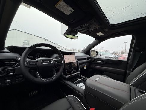 New 2025 GMC Yukon AT4 Ultimate w/ LPO, Floor Liner Package image 14