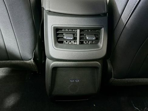 New 2026 Chevrolet Equinox EV LT AWD/4WD image 28
