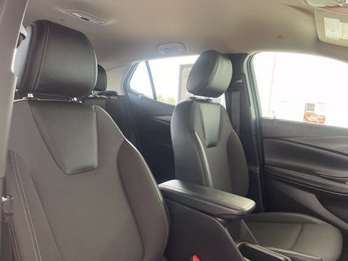 Used 2024 Buick Encore GX Preferred FWD image 11